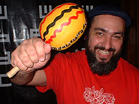 Fabián Dellamónica a pura maraca Fabián Dellamónica a pura maraca