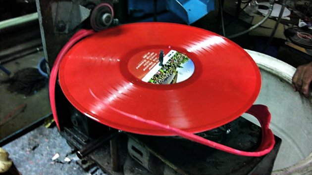 El vinilo de Trimarchi en plena producción